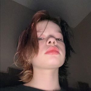 Meet your Posher, Skylar